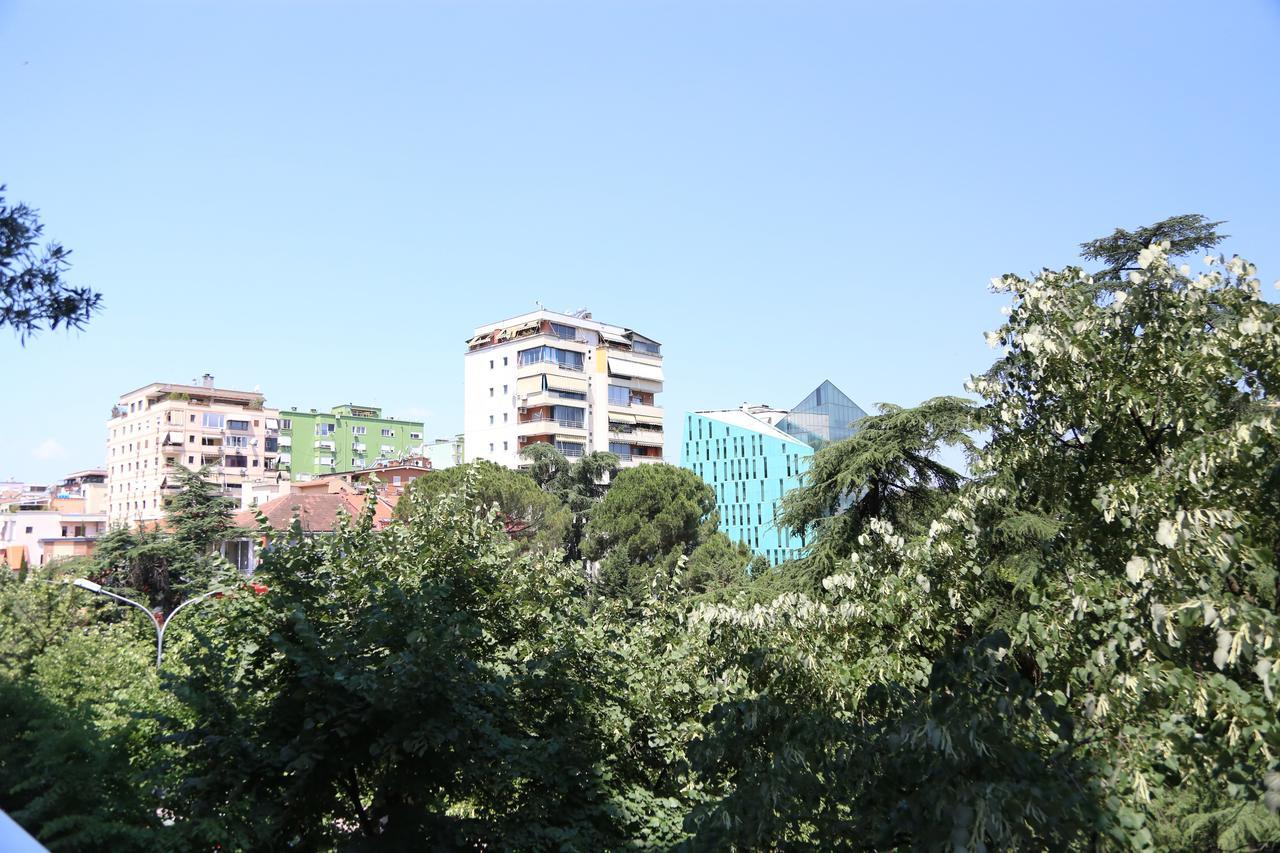 Big Ben Luxury Bllok Apartment Tirana Exterior photo